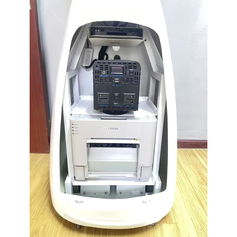 Robot Photo Booth Manufacturer - 2025 Robot Roamer 32inch Mobile with DSLR