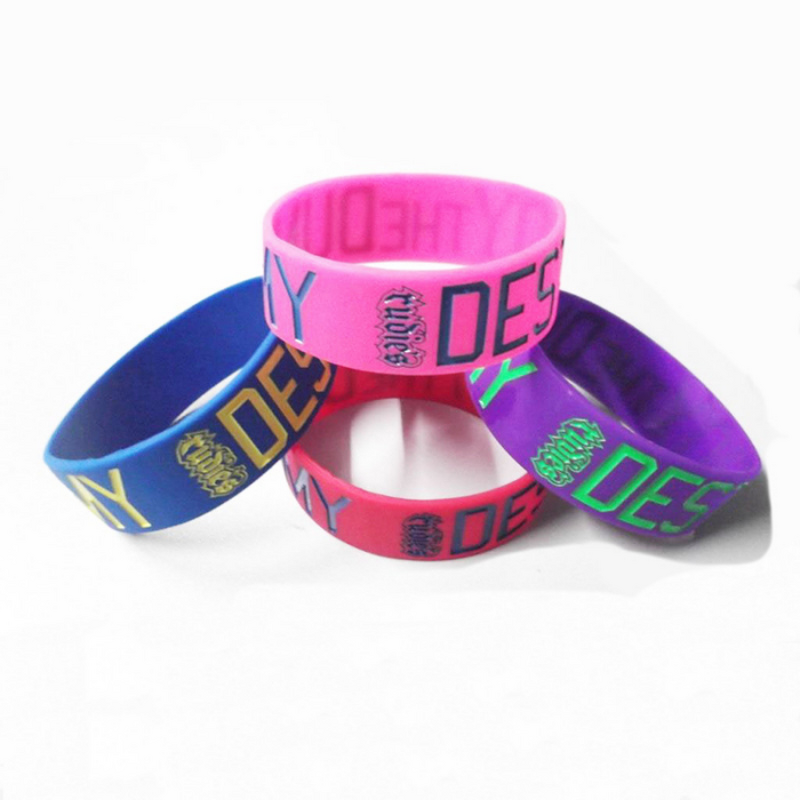 Silicone Bracelet Factory - Custom Glow in Dark Novelty Gifts for Party