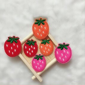 Embroidery Patch Labels Supplier - Reusable Custom Cute Strawberry
