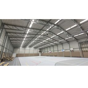 Closed Type Steel Frame Factory - OEM/ODM Indoor Industrial Sports Hall Metal Construction