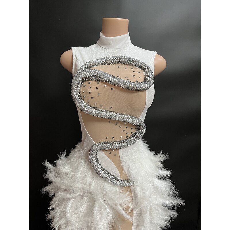 Maxi Dress Factory - OEM/ODM Novance Bale Evening Crystal Bridal Gown Plus Size Feather Long