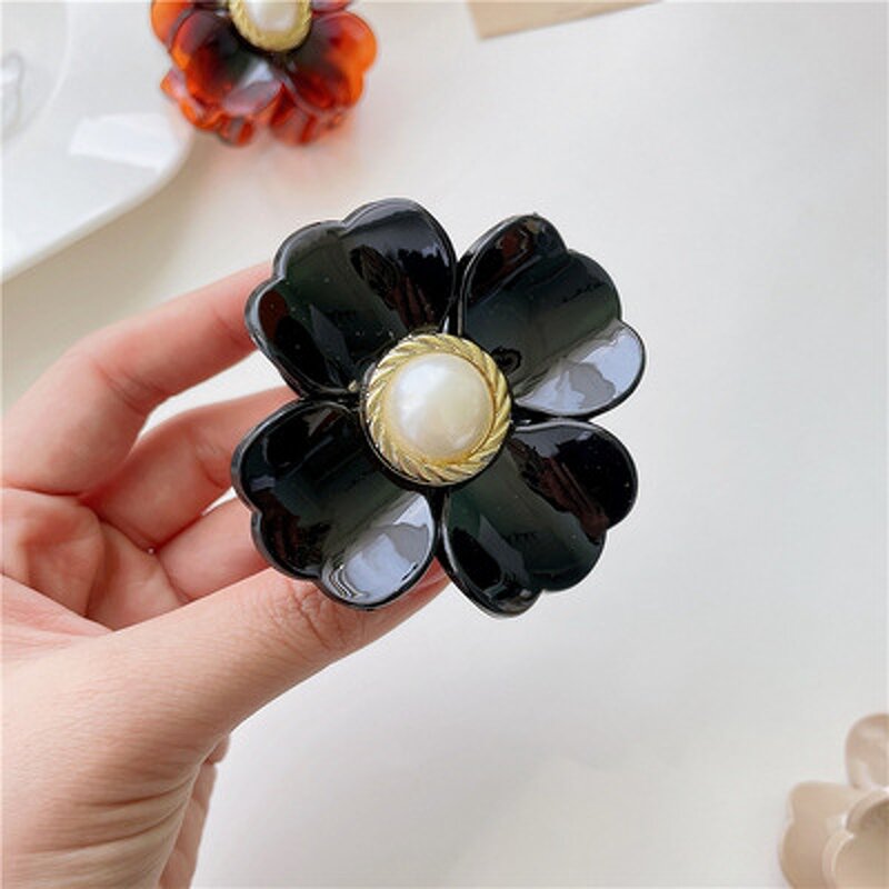 Flower Clip Factory - OEM/ODM Girls' Acrylic Simple Shark Fashion Top Clip New Style