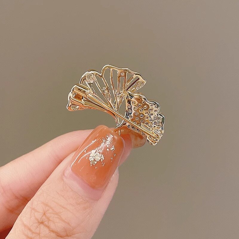 Minimalist Brooch Factory - OEM/ODM French Style New Women Fashionable High-end