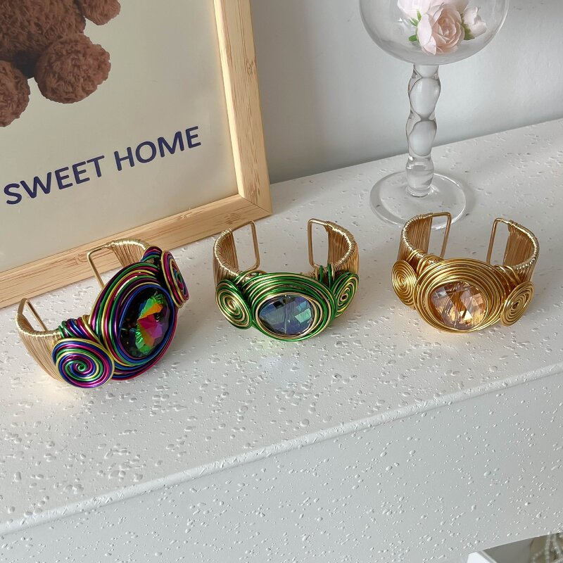 Open Bangle Factory - OEM/ODM African Luxury Large Crystal Flowers Exaggerated Spiral Round