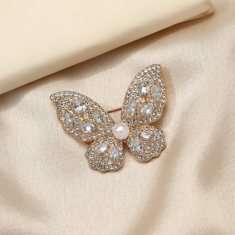 Brooch Manufacturer - OEM/ODM Bling Crystal Zircon Forest Series Butterfly Pearl Clothing