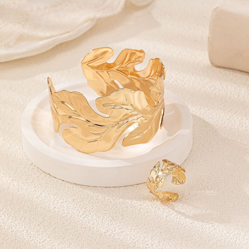 Cuff Bracelets Manufacturer - OEM/ODM Women's Leaf Ethnic Design Metal Geometric Punk