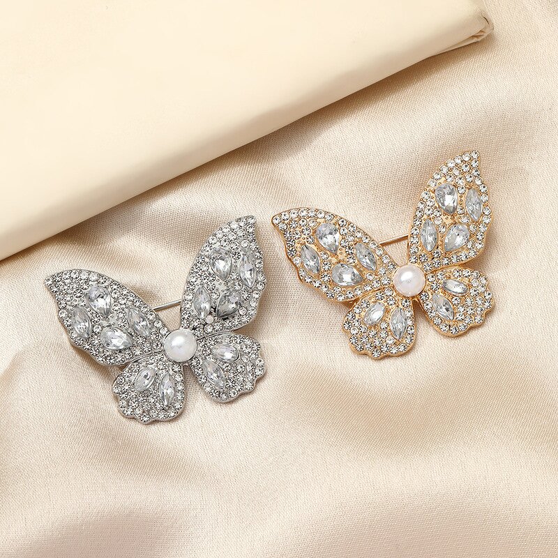 Brooch Manufacturer - OEM/ODM Bling Crystal Zircon Forest Series Butterfly Pearl Clothing
