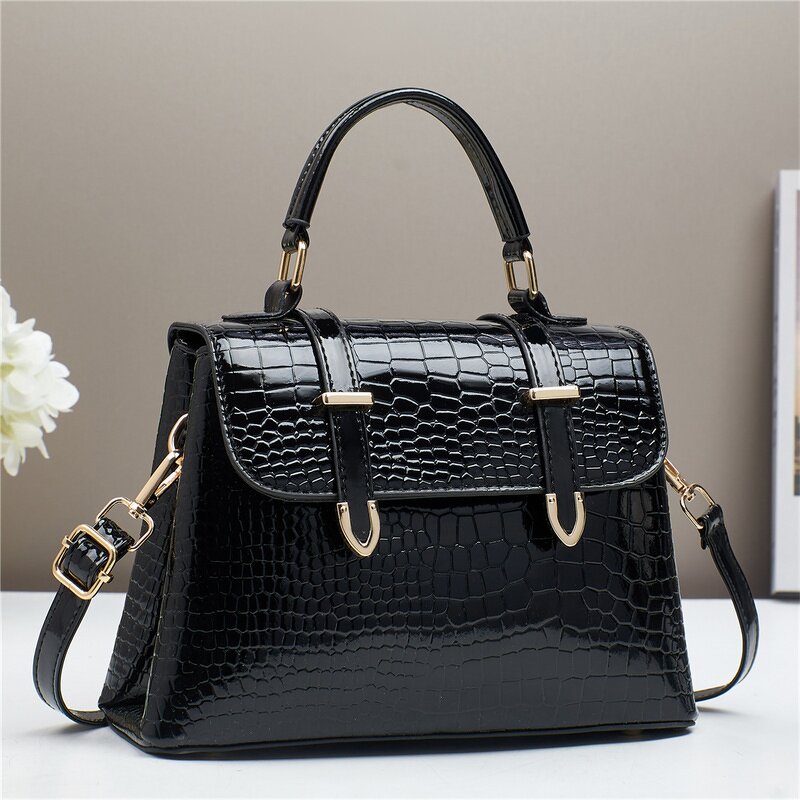 Women Crossbody Bag Manufacturer - OEM Designer PU Leather Handbag