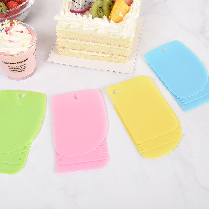 Cake Scraper Set Factory - OEM 3pcs Plastic Multi-color Cream Smoother