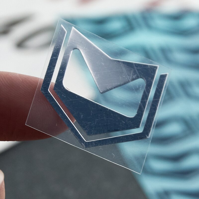 Packaging Label Stickers Supplier - OEM/ODM Custom Print Luxury Metallic Waterproof Vinyl