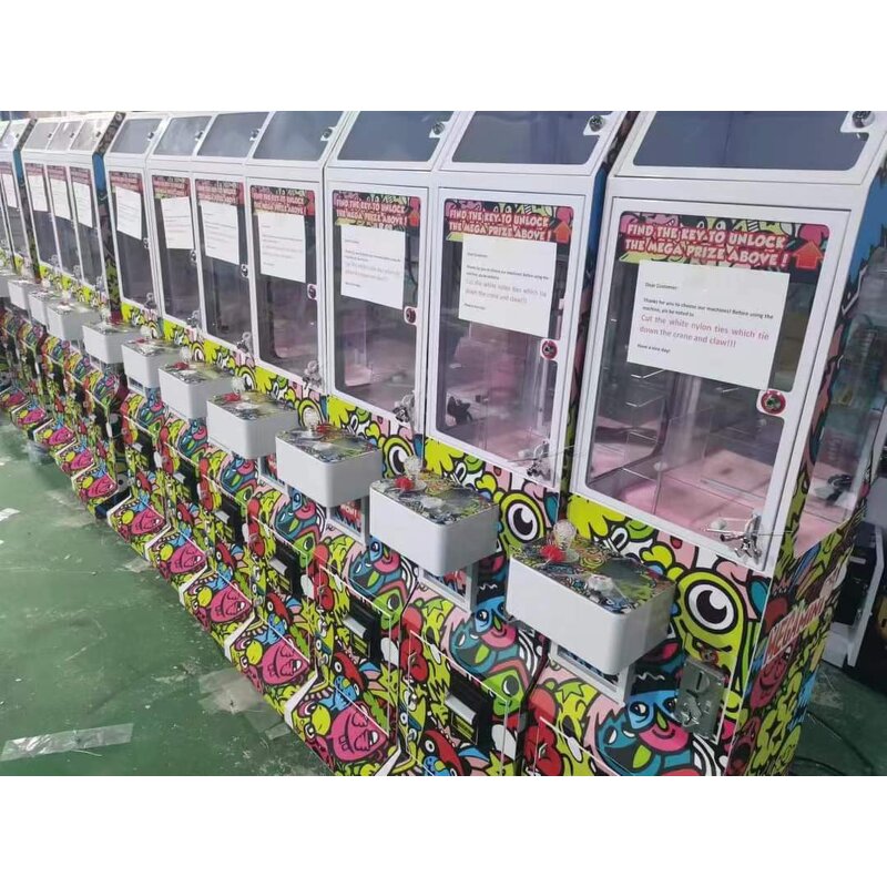 Claw Machine Factory - OEM Mini Doll Sticker Custom Commercial Candy