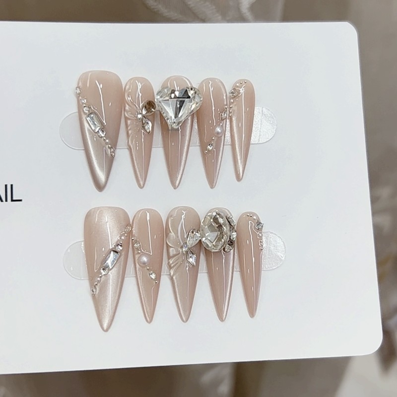 Nail Art Patch Supplier - OEM Nai Zi Handmade Cat Eye Love Diamond Butterfly