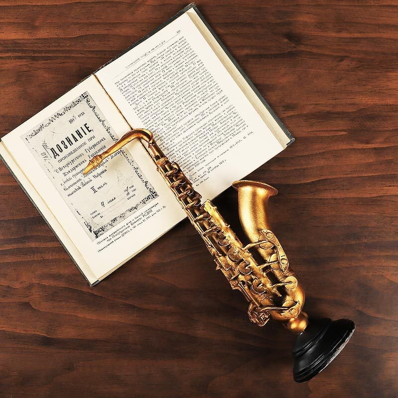 Retro Violin Decoration Manufacturer - OEM/ODM American Instrument Saxophone Model Home Living Room