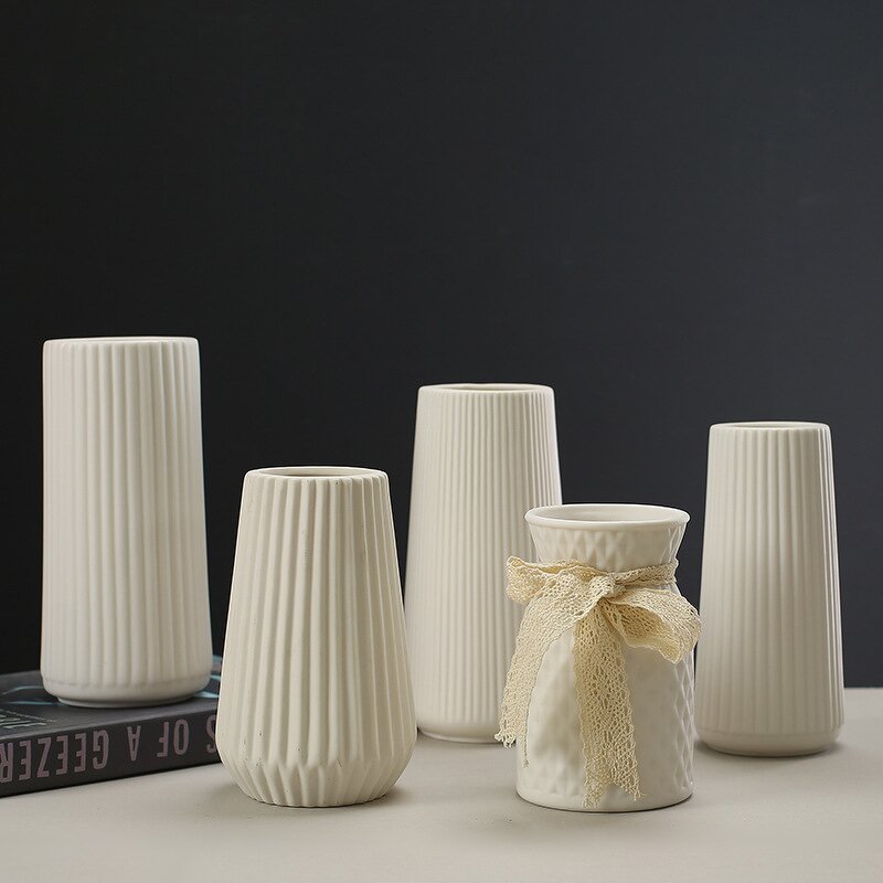 Nordic Ceramic Vase Factory - OEM/ODM Light Luxury White Ins Style Creative Flower Utensils