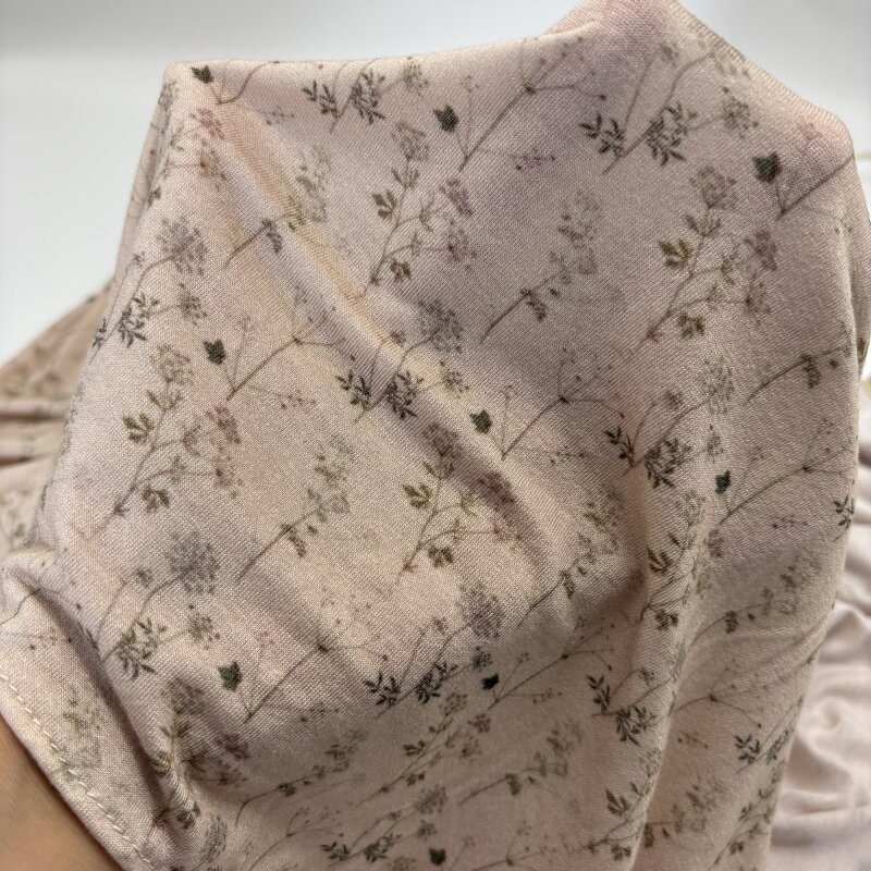 Jersey Hijab Manufacturer - OEM Custom Printed Stretchy Scarf