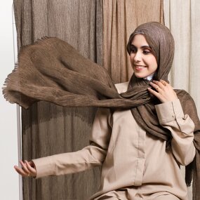 Rayon Wrinkle Hijab Supplier - Bulk Solid Crinkle Fringes Daily Scarf