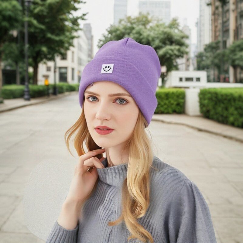 Unisex Cold Hat Supplier - OEM/ODM Autumn Winter Smiling Face Striped Breathable Acrylic