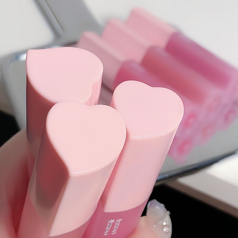 Lip Glaze Manufacturer - Custom Heart Shape Lip Gloss