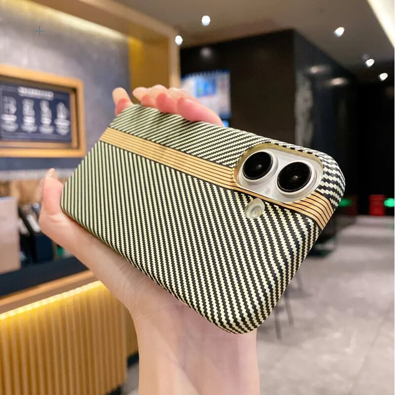 Phone Case Factory - OEM Carbon Fiber Magnetic Hard Shell STAR Design for iPhone