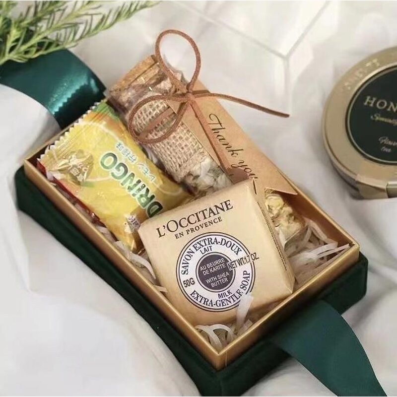 Acrylic Candy Box Manufacturer - Luxury Rectangle Transparent Christmas