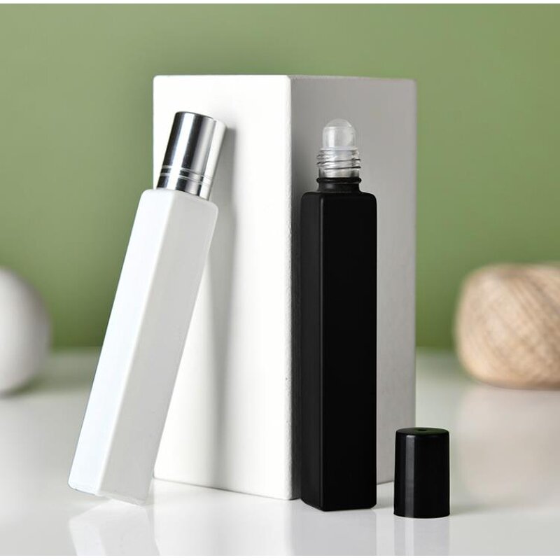 Square Glass Roll on Bottle Supplier - 10ml with Matte Black/White Color