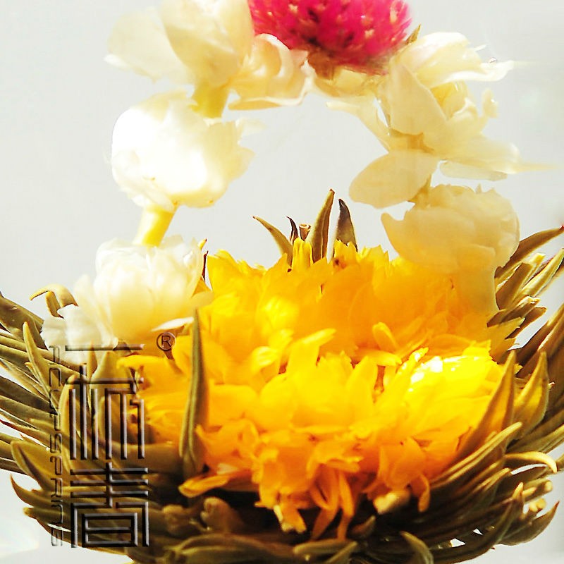 SN ISO9001 Shiningherb Compressed Mini Teaballs  Chinese Organic Blooming Tea  Chinese Flowering Tea