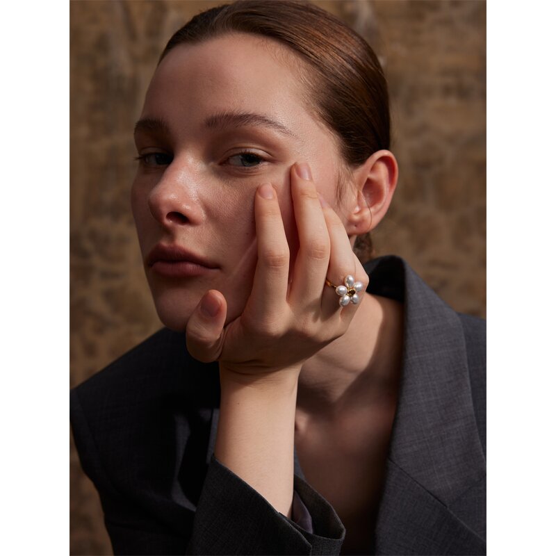 Simulated Pearls Ring Manufacturer - JINYOU 4094 Elegant Golden Stainless Steel