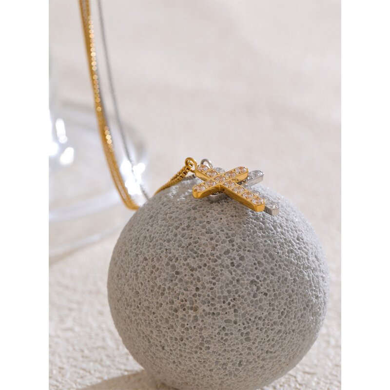 Cross Pendant Necklace Manufacturer - JINYOU 5210 New Arrival 18K Gold Plated