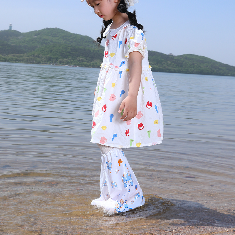 Kids Shoe Cover Manufacturer - Hot Sale Cartoon Dinosaur Thickening Foldable