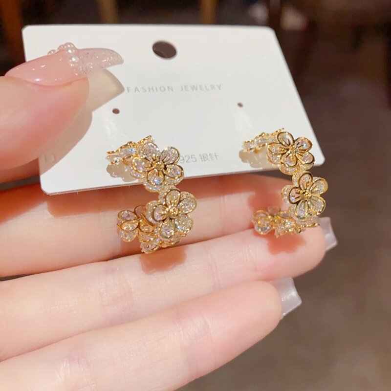 Hoop Earrings Factory - OEM Custom Zircon Flower & S925 Silver