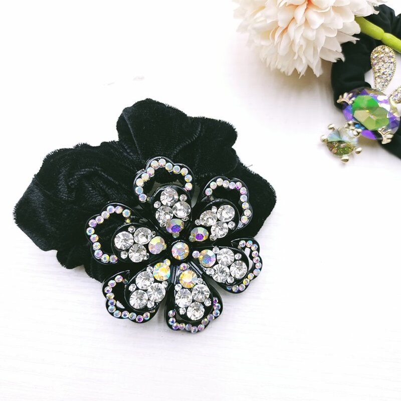 Hairband Factory - OEM Custom Velvet & Hollow Flower Design