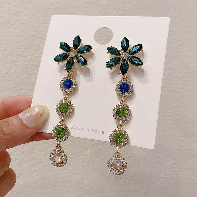 Drop Earrings Factory - OEM Custom Crystal Tassel & Petal Design