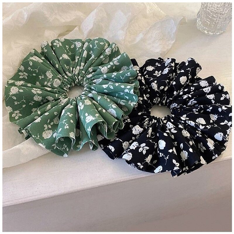 Headflower Factory - OEM Custom Oversized Floral & Streamer Design