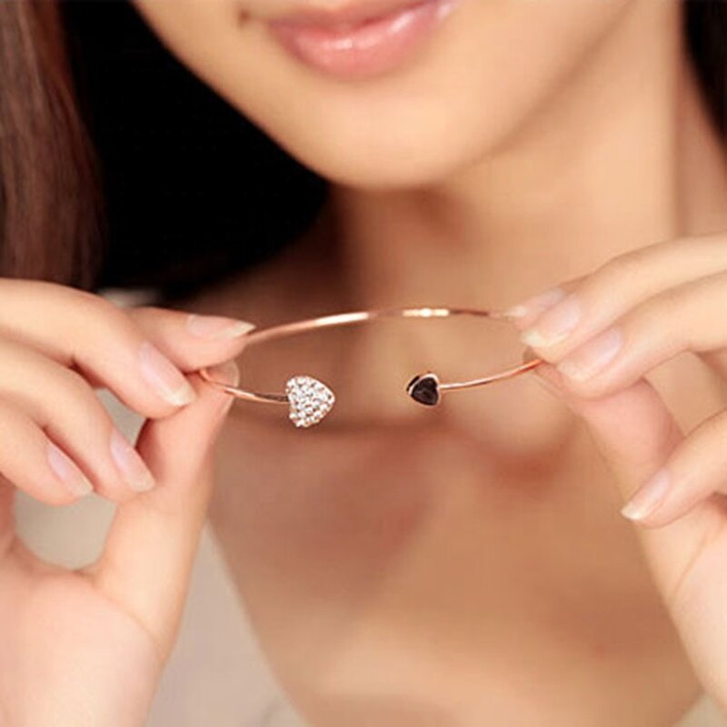Bracelet Manufacturer - OEM Custom Crystal Heart & Adjustable Cuff