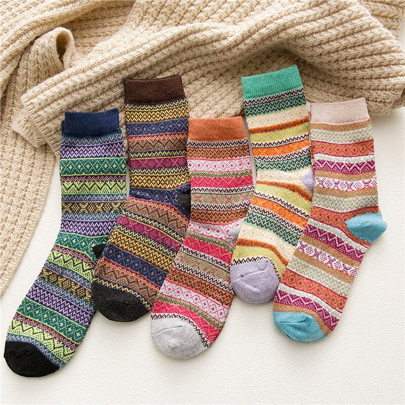 Socks Manufacturer - OEM Custom Vintage & Thick Knitted Socks