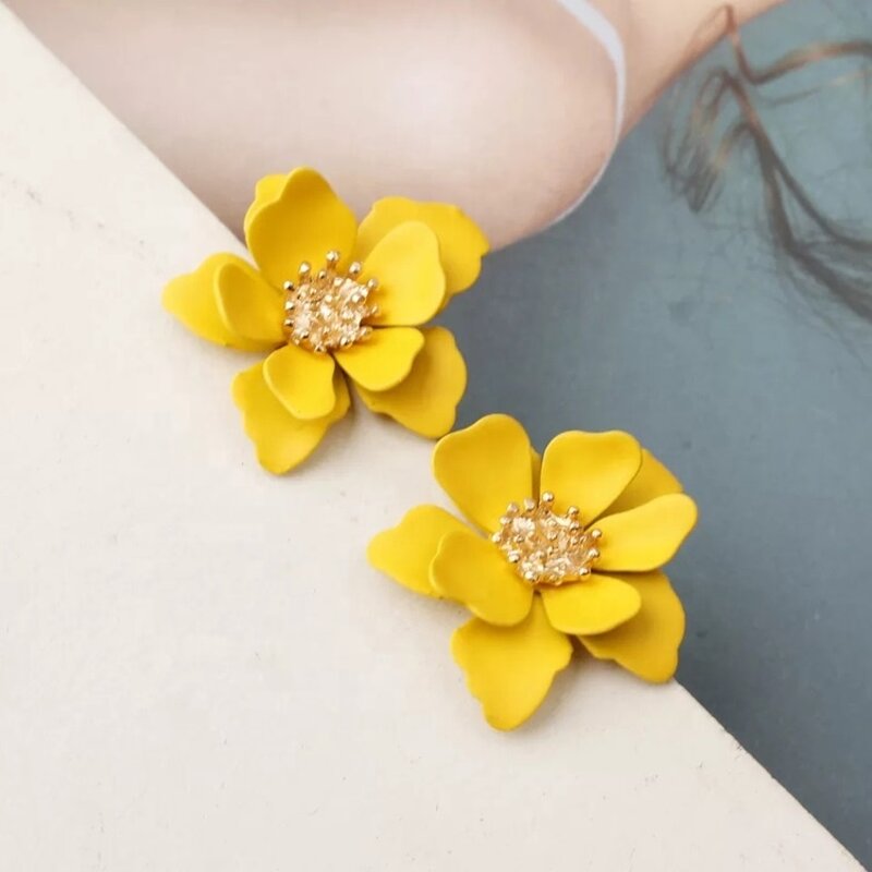 Stud Earrings Manufacturer - OEM Custom Colorful Plating & Flower