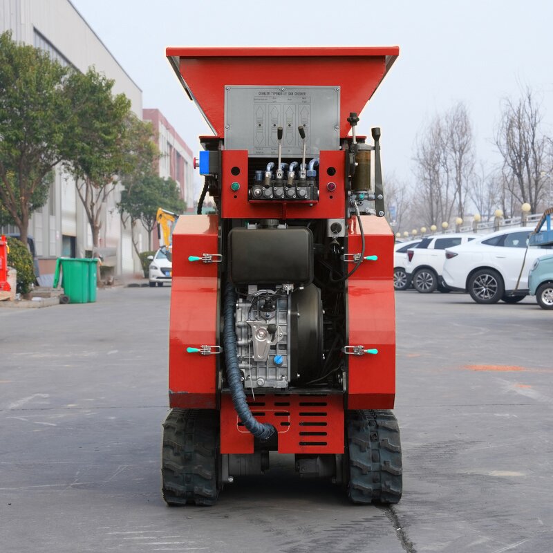 Stone Crusher Manufacturer - Hot Selling Tracked Small Diesel Engine