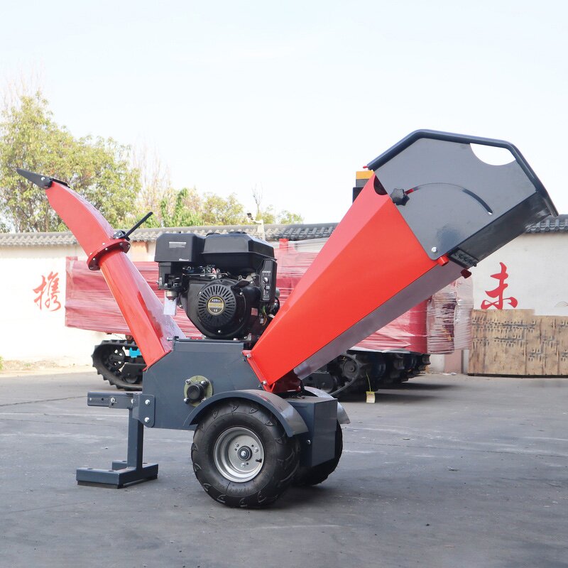 Wood Chipper Shredder Manufacturer - High Productive Garden Farm