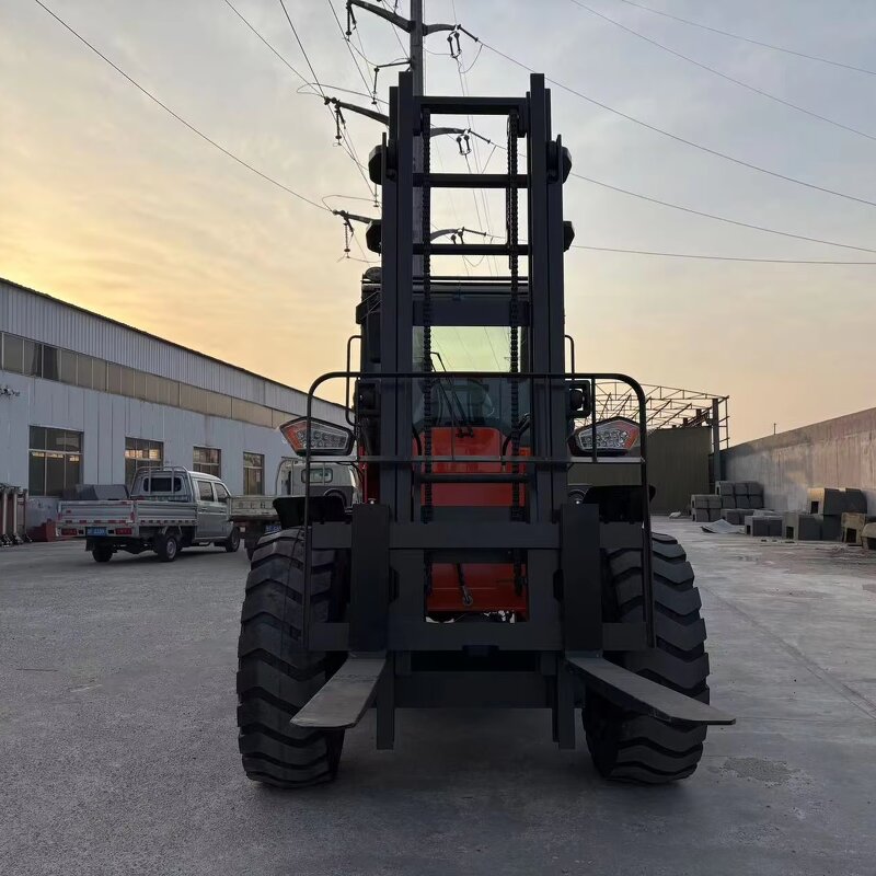 Forklift Factory - EPA CE 4WD Diesel 3 Ton with Cabin