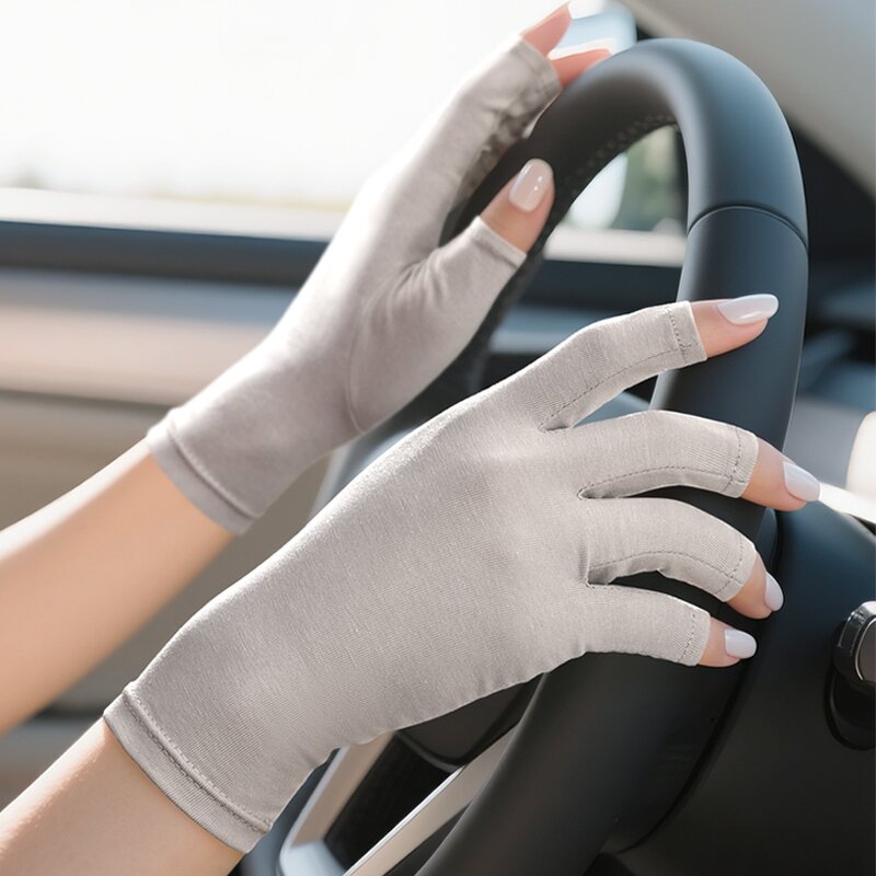 Nail Shield Gloves Manufacturer - OEM Half Finger Stretchy UV Gloves