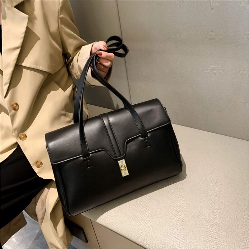 Crossbody Bag Manufacturer - OEM Contrast Color Texture Niche Bag