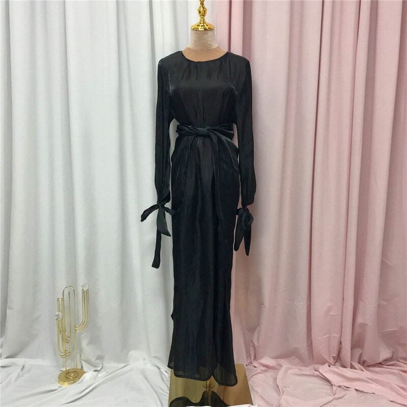Abaya Supplier - OEM Dubai Three-Piece Solid Color Suit