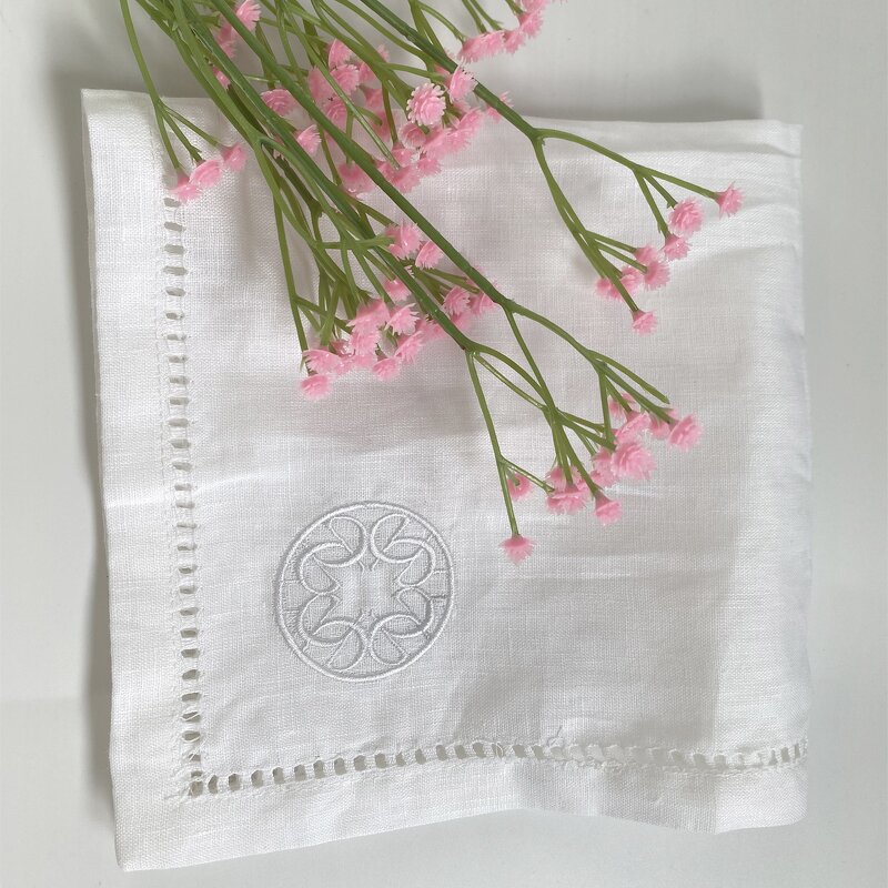 Napkins Manufacturer - OEM Edge-Trimmed Linen Fabric Napkins