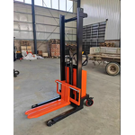 Stacker forklift