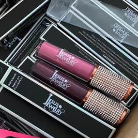 Mini Lip Gloss Manufacturer - OEM 140 Shades Travel Size Private