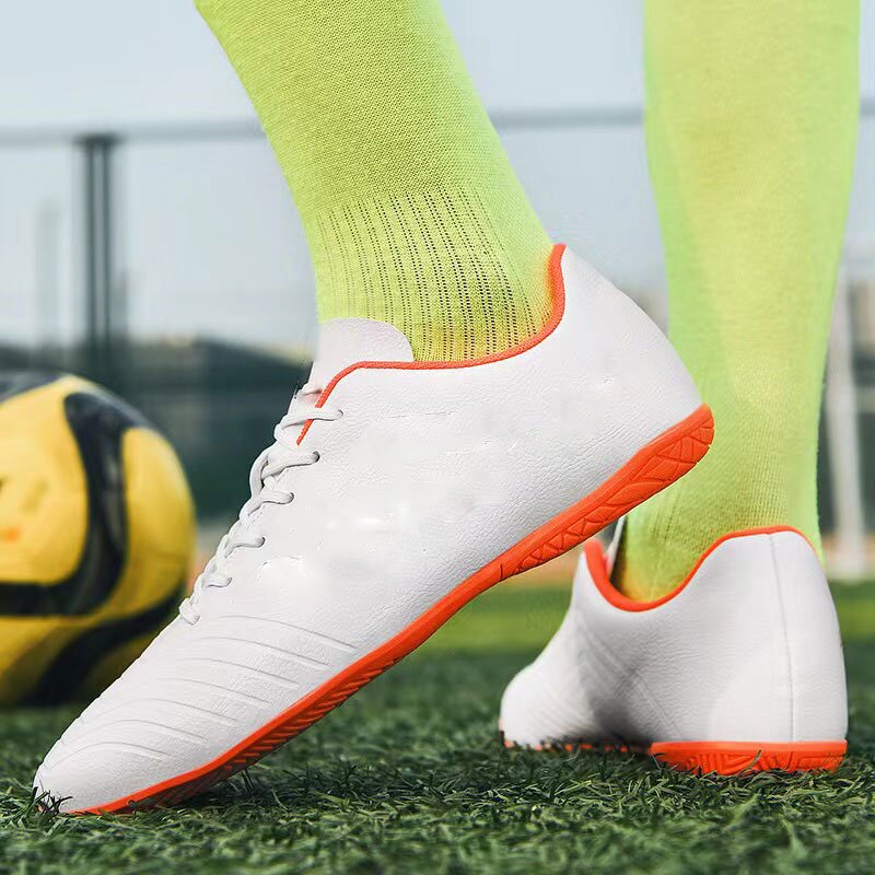Outdoor Soccer Shoes Manufacturer - Men Sport Football Boots for Sale