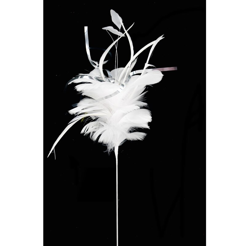 Feather Floral Pick Manufacturer - Cream Holiday Vase