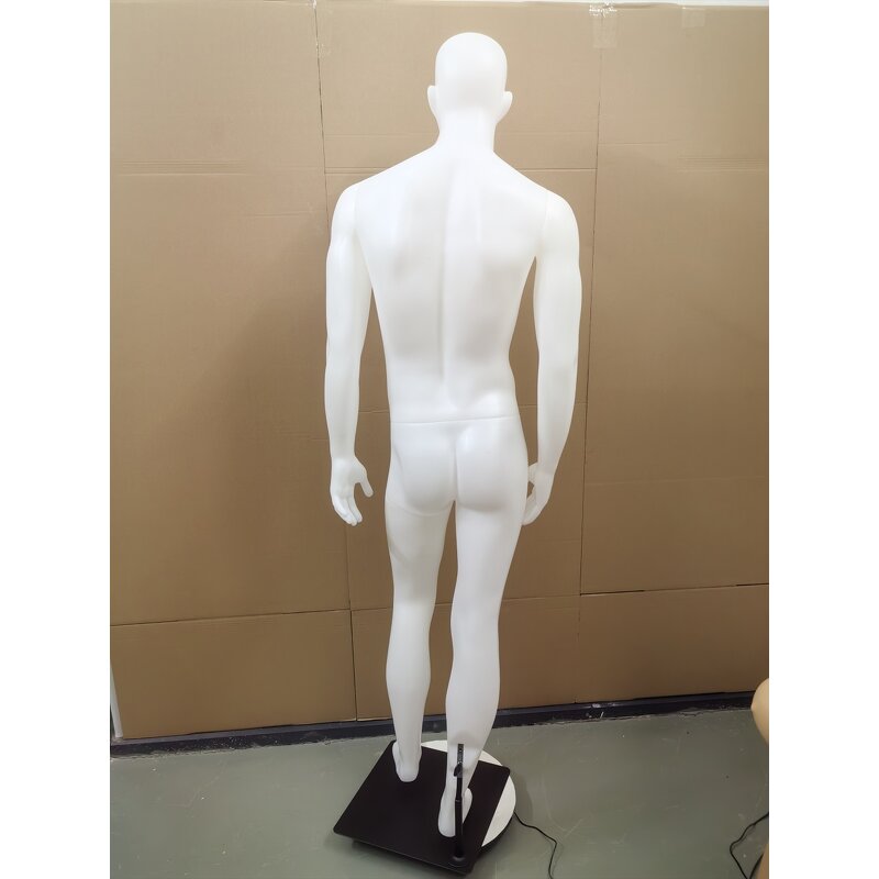 Female Mannequin Manufacturer - Life Like OEM