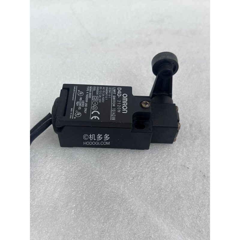 Travel Limit Switch Manufacturer - Omron D4D-2120N