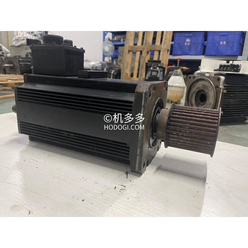 Injection Molding Motor Manufacturer - TOSHIBA MDMA902